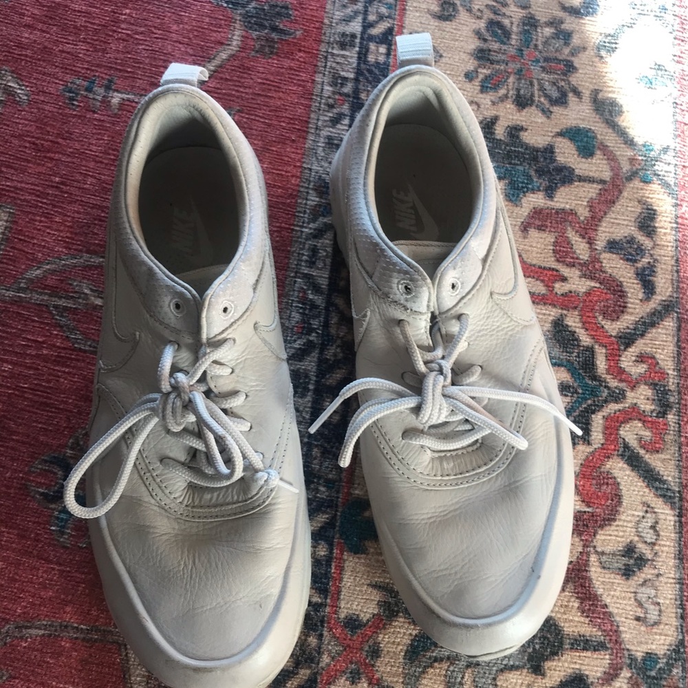 Nike Womens Beige Sneakers